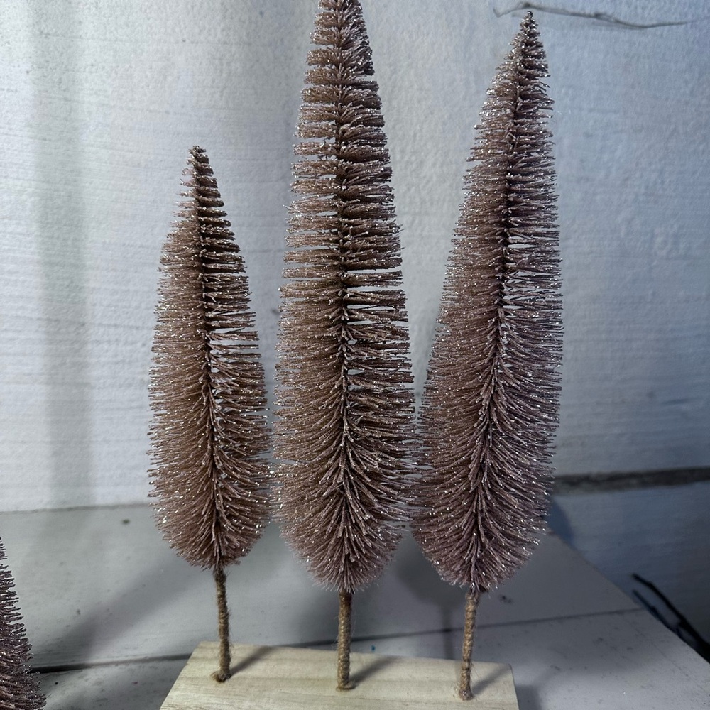 🌟BUNDLE BOTTLE BRUSH DECOR TREES LOT🌟 - Picture 4 of 6